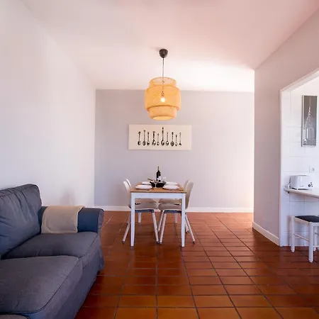 Marina View Apartment